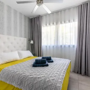 https://apartment-gaviota.in-canary-islands.com